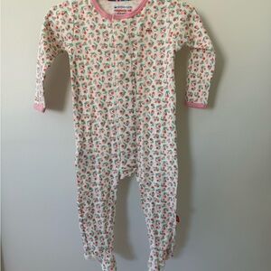 Magnetic me sleeper new without tags washed hung dry never worn